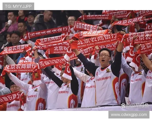 国足新帅首秀告捷年轻球员集体爆发引发热议球迷期待未来改革方向