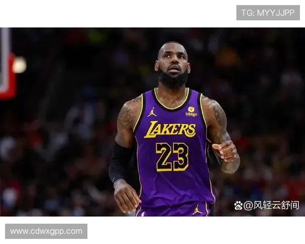 湖人队在最新交易中引进全明星球员，詹姆斯迎来强力助阵